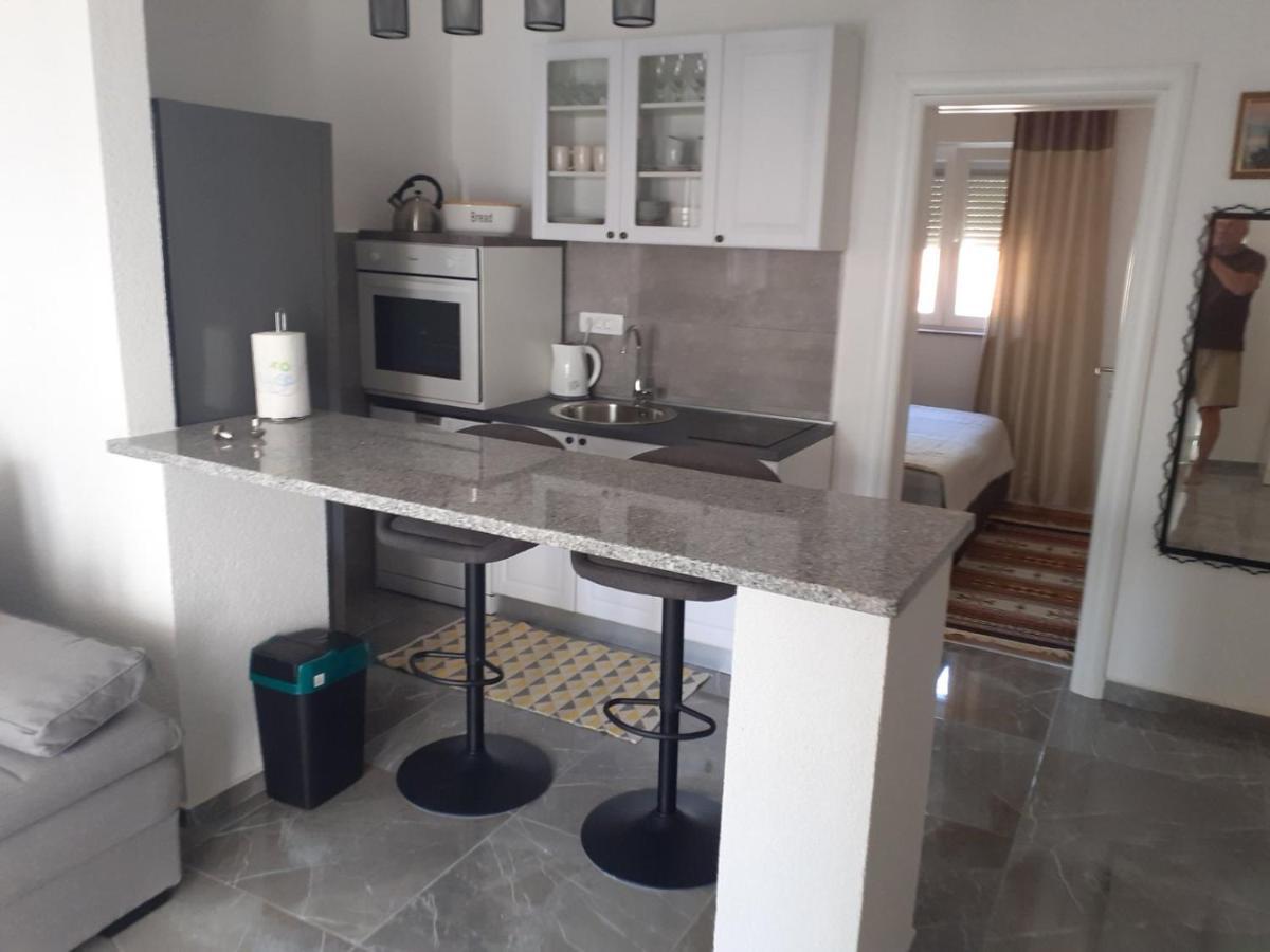 Pavel, Studio Apartman Privlaka  Exteriér fotografie